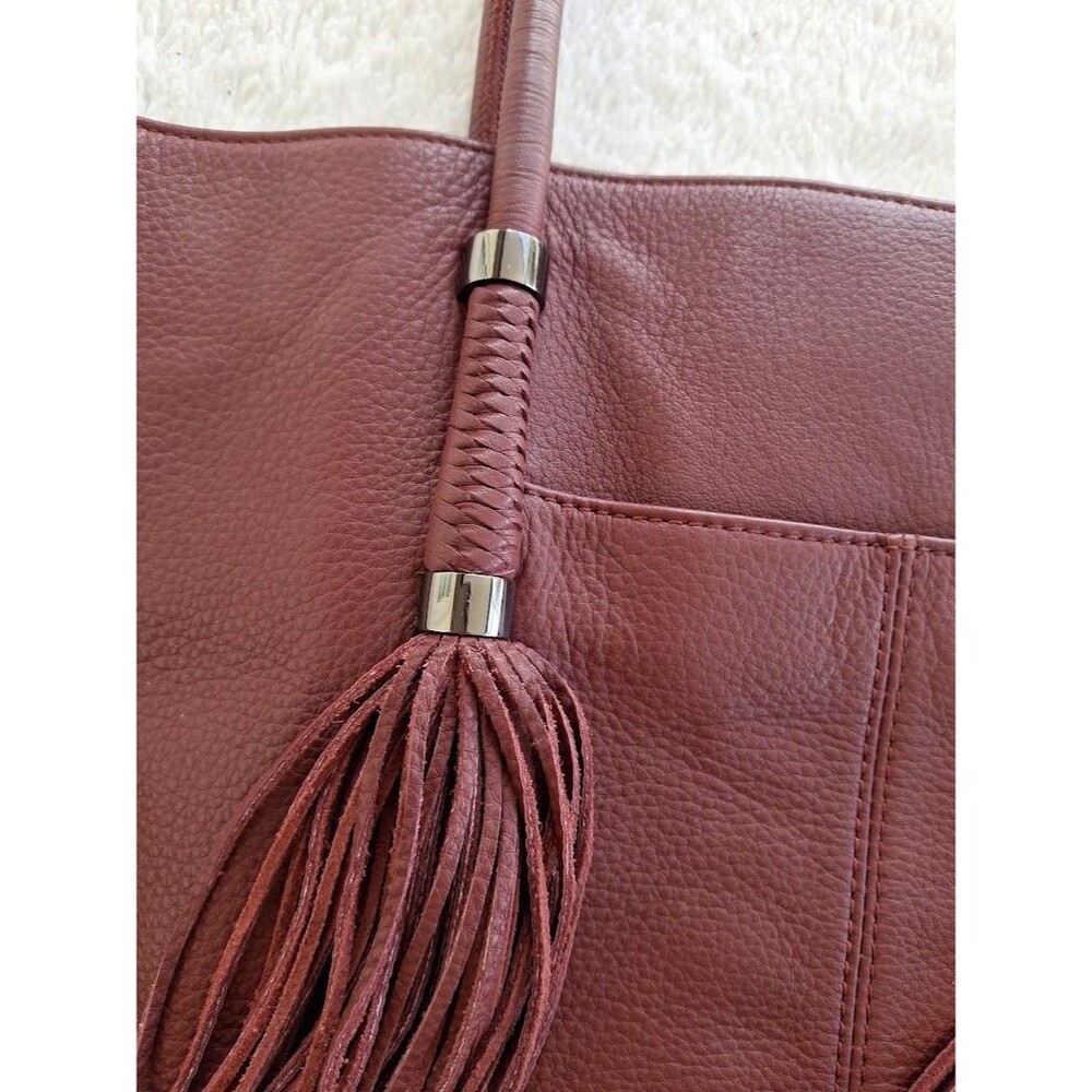 Vince Camuto Burgundy Leather Slouchy Fringe Tote Bag Shoulder Purse Western Zip - Picture 15 of 16